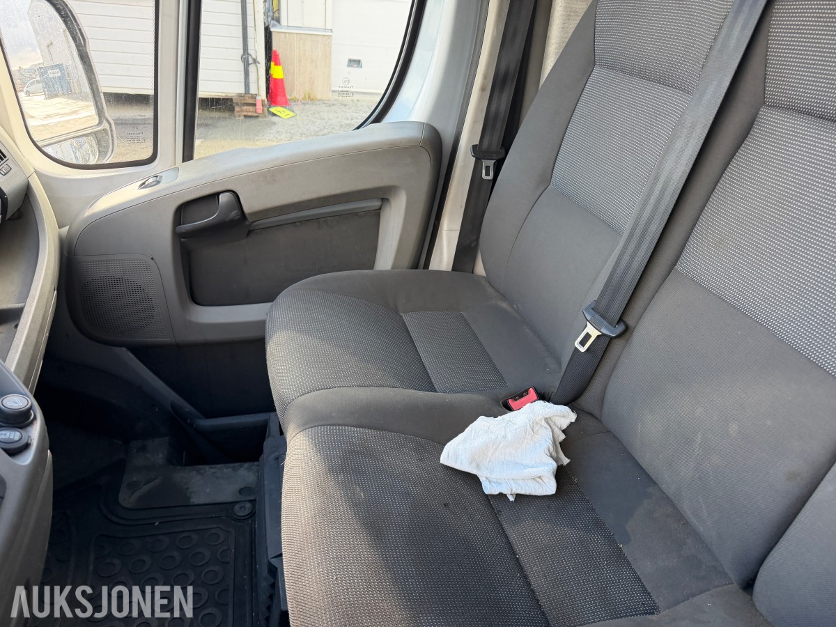 2010 2010 PEUGEOT BOXER 2.2-120 - HENGERFESTE