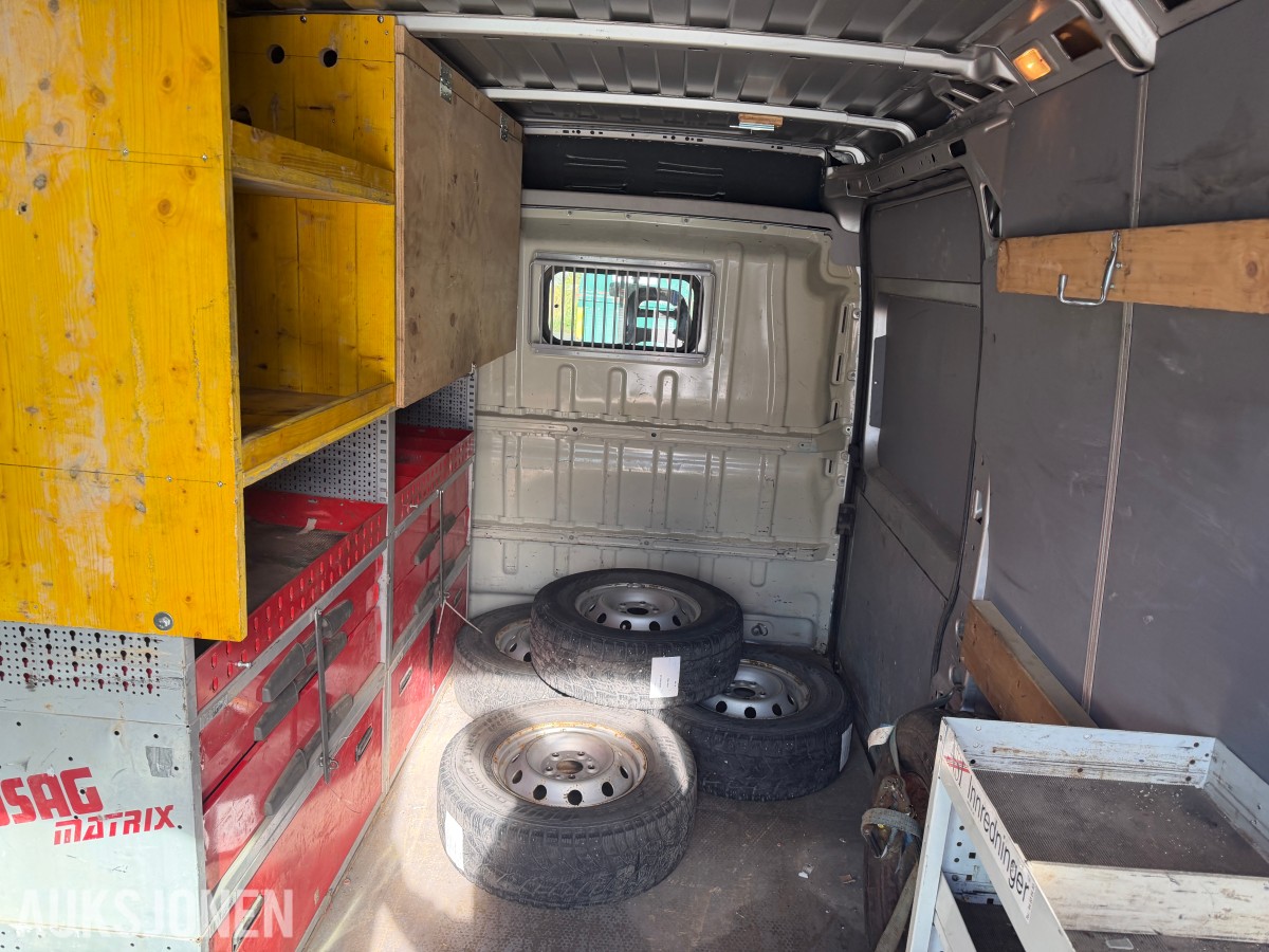 2010 2010 PEUGEOT BOXER 2.2-120 - HENGERFESTE