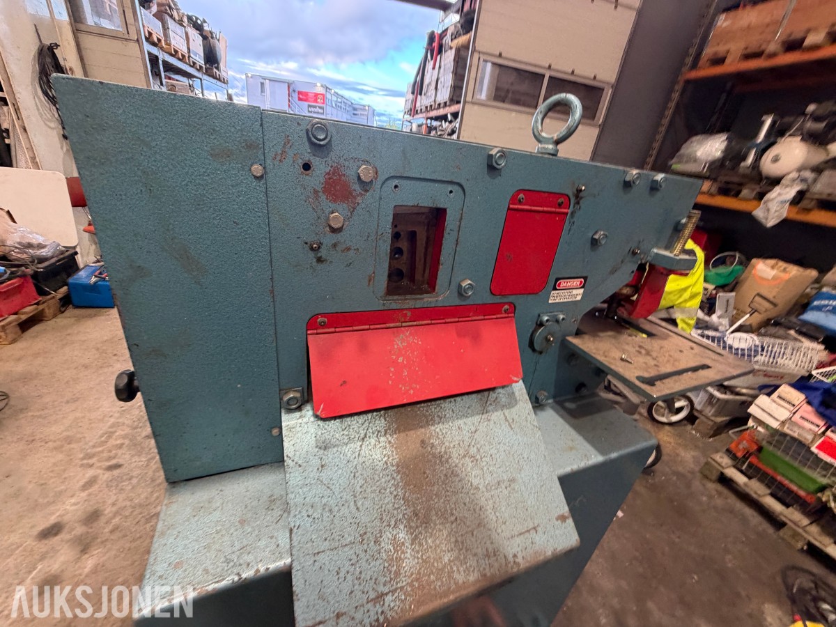 Kingsland 40XM kombinert metallbearbeidingsmaskin / stansemaskin / kombimaskin