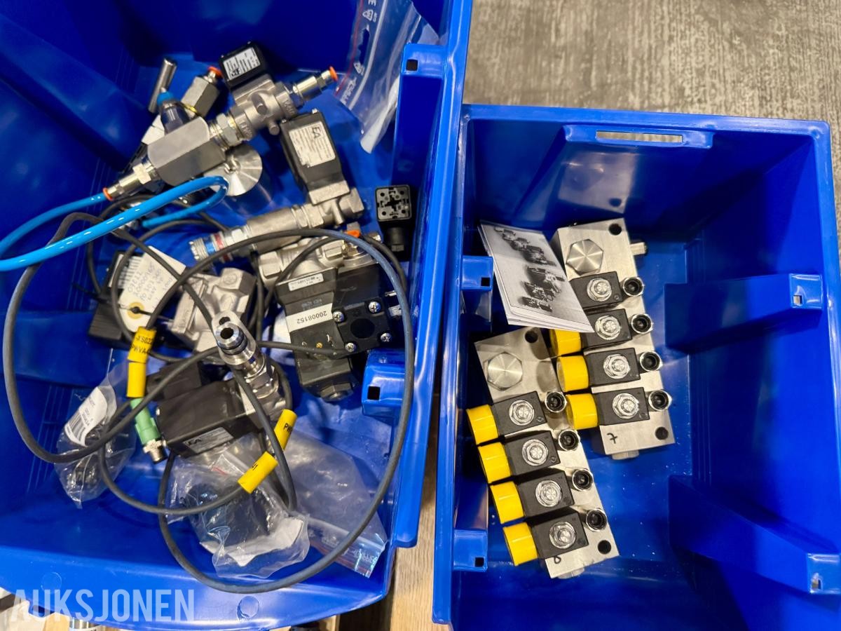Palle med ventiler og instrumenter