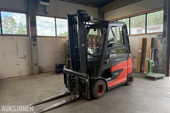 2013 Linde E30 elektrisk m/Ladestasjon