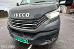 2022 Iveco DAILY 35S18 varebil, kapellpåbygg og Dhollandia bakløfter, 93311km