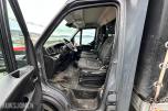 2022 Iveco DAILY 35S18 varebil, kapellpåbygg og Dhollandia bakløfter, 93311km
