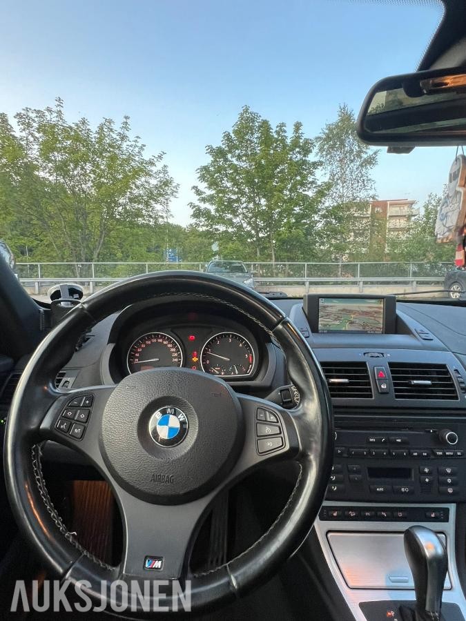 2010 BMW X3 xDrive20d hengerfeste soltak s+v dekk sportsseter