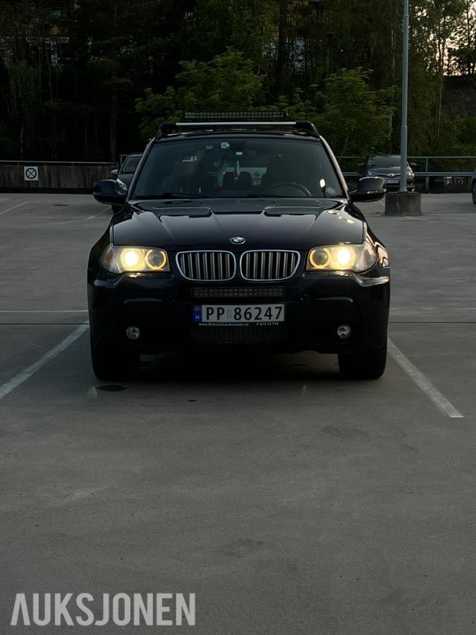 2010 BMW X3 xDrive20d hengerfeste soltak s+v dekk sportsseter