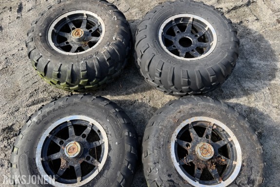 POLARIS RANGER 570 FELGER MED DEKK - 12 TOMMES - STÅTT PÅ 2017 MODELL - PASSER FLERE