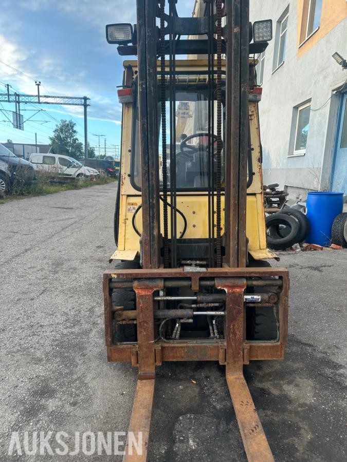 Hyster H250x truck med gaffelspredning og sideforskyvning - mva fri