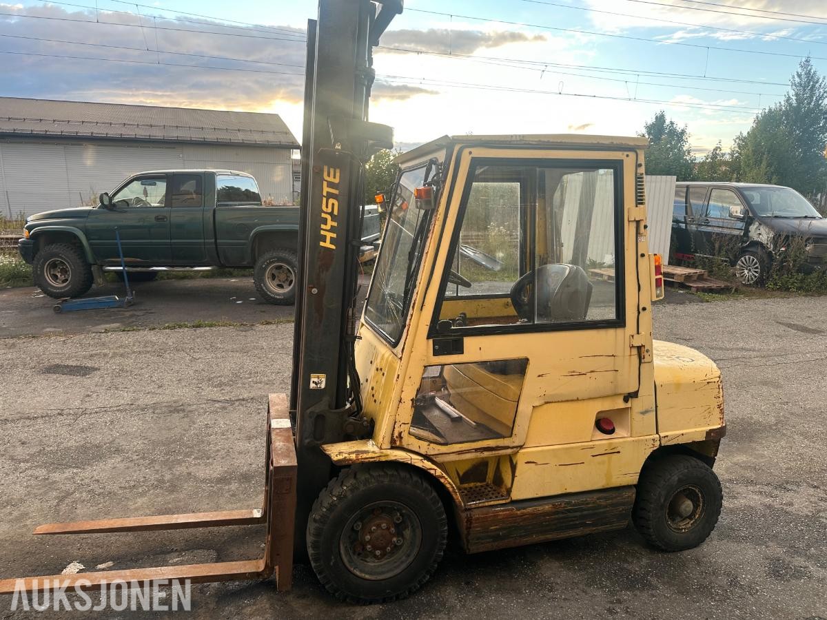 Hyster H250x truck med gaffelspredning og sideforskyvning - mva fri