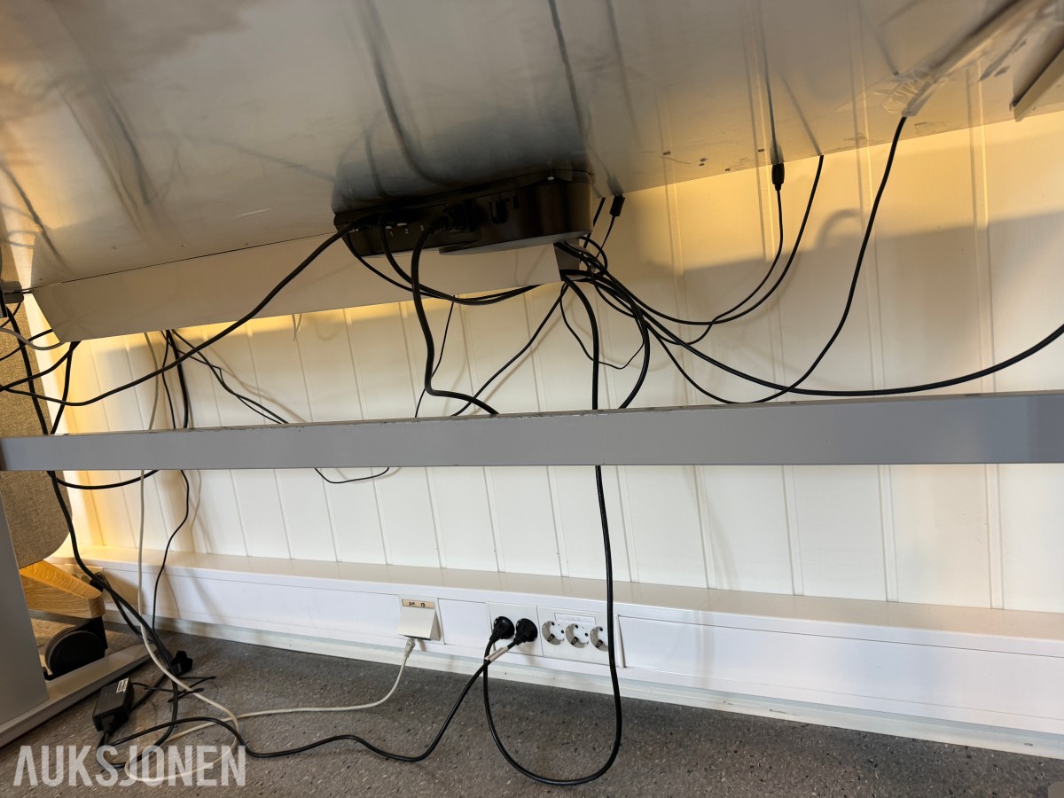 Kontorpult Whiteboard Hev og senk 90X180cm