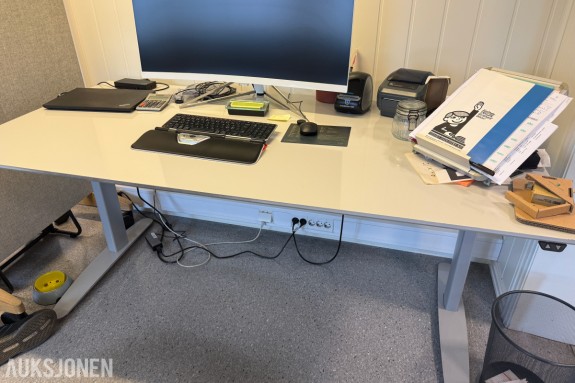 Kontorpult Whiteboard Hev og senk 90X180cm