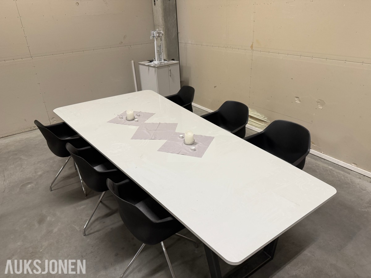 Møtebord Whiteboard 300cm lengde m/6 Stoler