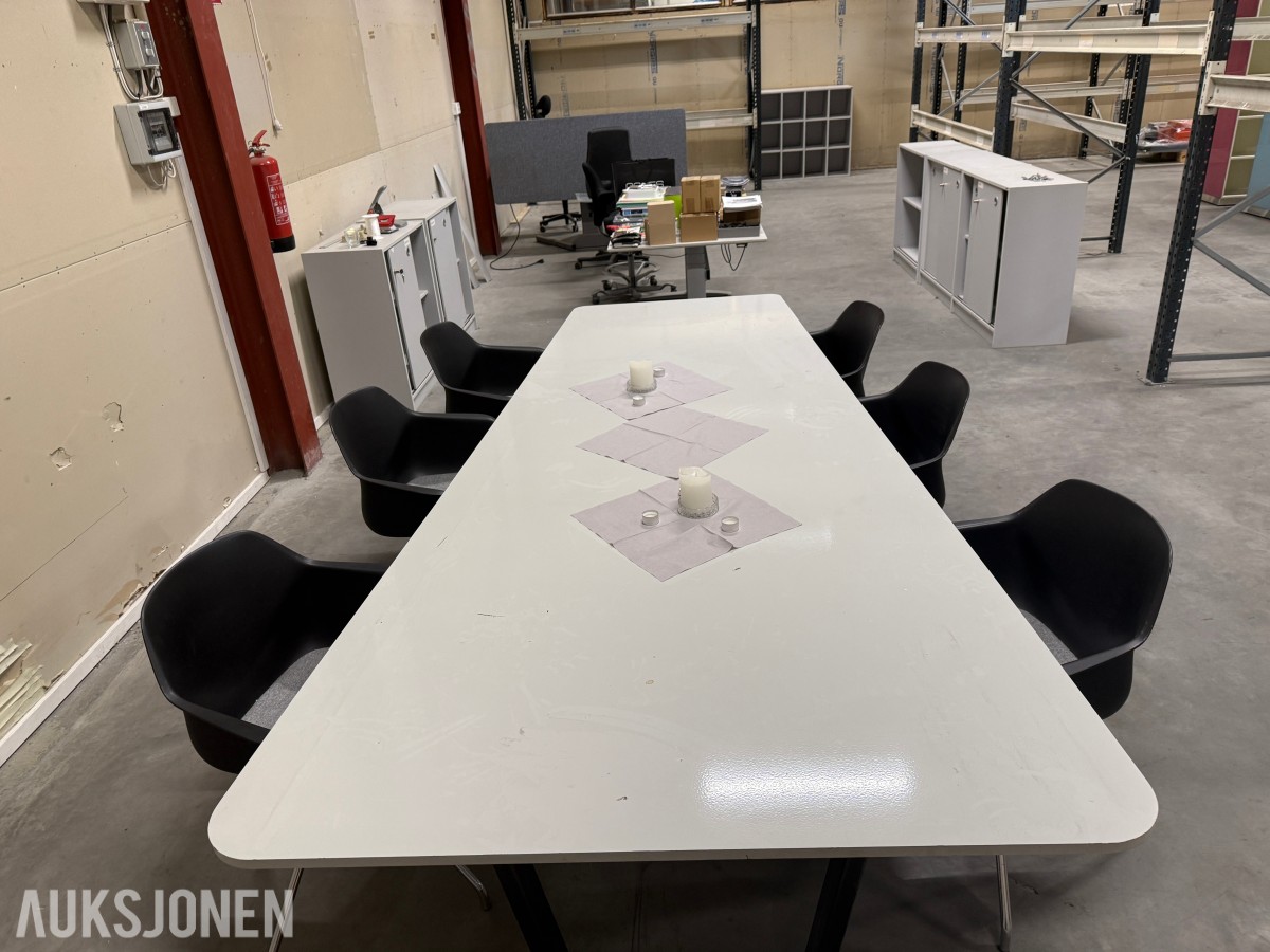 Møtebord Whiteboard 300cm lengde m/6 Stoler