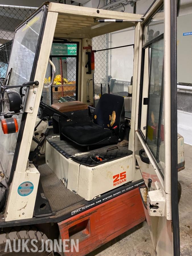 1991 Nissan 2,5-tonns diesel gaffeltruck