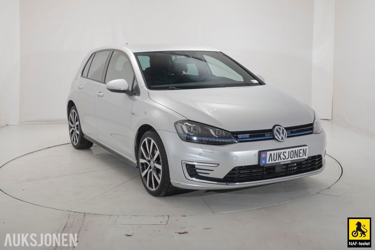 2016 Volkswagen GOLF GTE NORSK ADAPTIV CRUISE VARMER KAMERA LED
