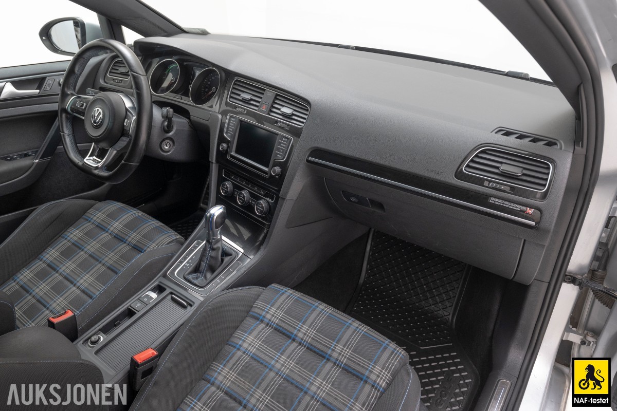 2016 Volkswagen GOLF GTE NORSK ADAPTIV CRUISE VARMER KAMERA LED