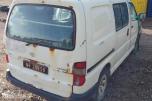 2007 Toyota HiAce 2.5-117 D 4WD, 356255km MANUELL Reparasjons OBJEKT DELEBIL