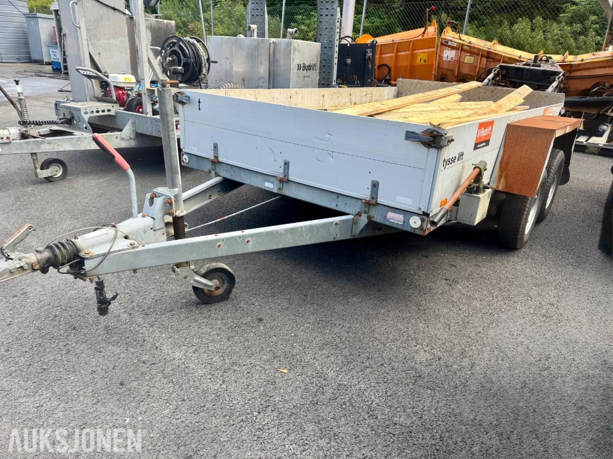2002 Tysse Lift maskinhenger - hydraulisk senkefunksjon