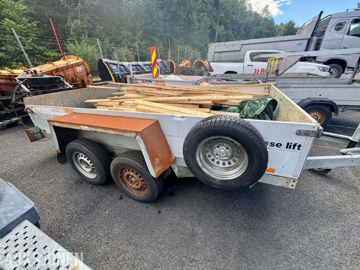 2002 Tysse Lift maskinhenger - hydraulisk senkefunksjon