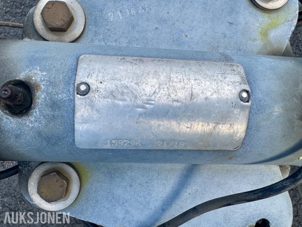 2002 Tysse Lift maskinhenger - hydraulisk senkefunksjon