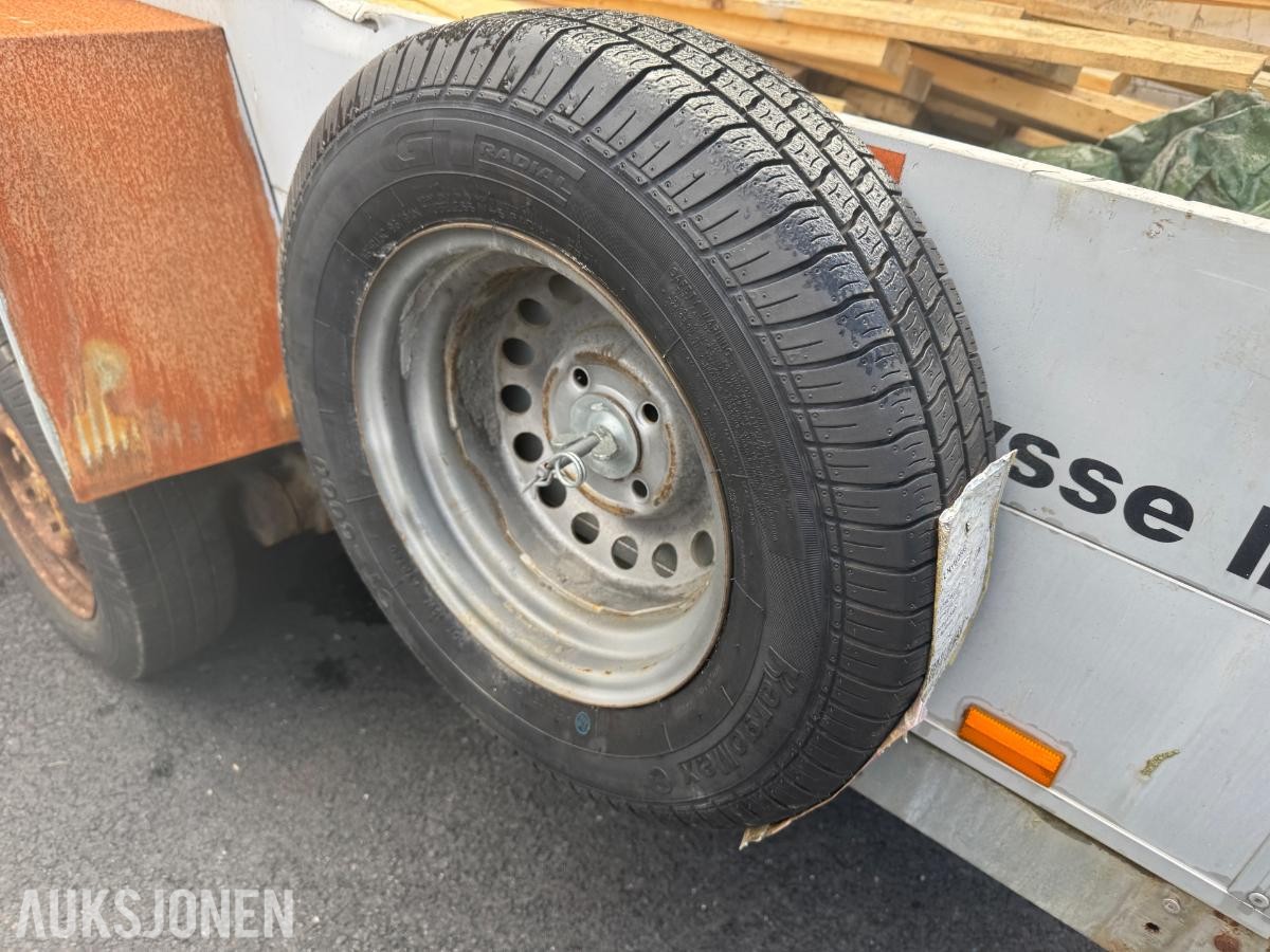 2002 Tysse Lift maskinhenger - hydraulisk senkefunksjon
