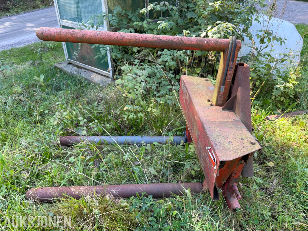 KVERNELAND RUNDBALLELØFTER - HYDRAULISK - TRIANGELFESTE