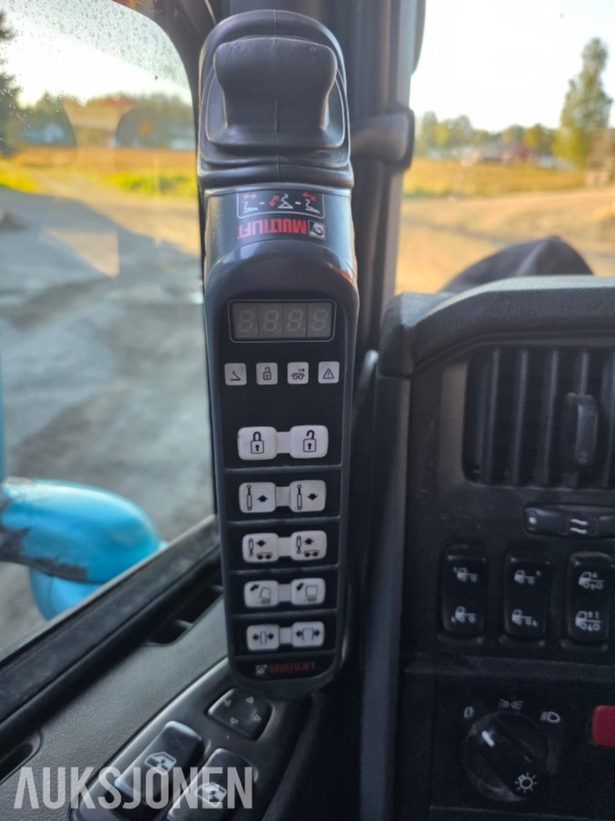 2015 Scania R580 V8 8X4 krokbil 24 T Brøyterigget-retarder