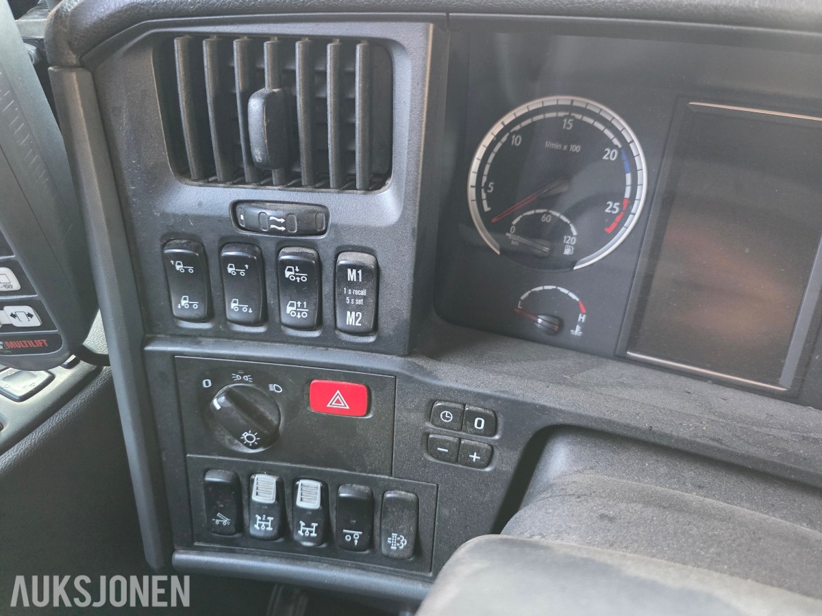 2015 Scania R580 V8 8X4 krokbil 24 T Brøyterigget-retarder