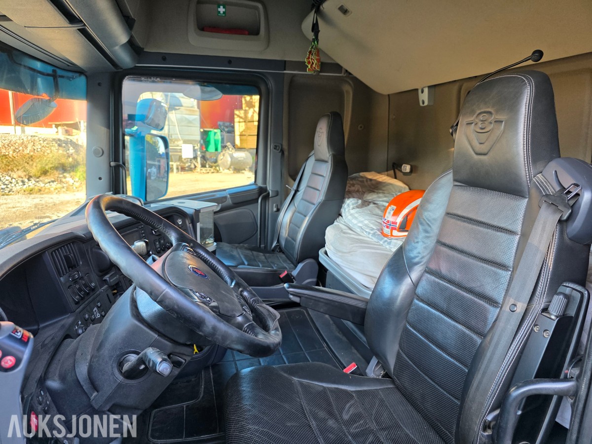2015 Scania R580 V8 8X4 krokbil 24 T Brøyterigget-retarder