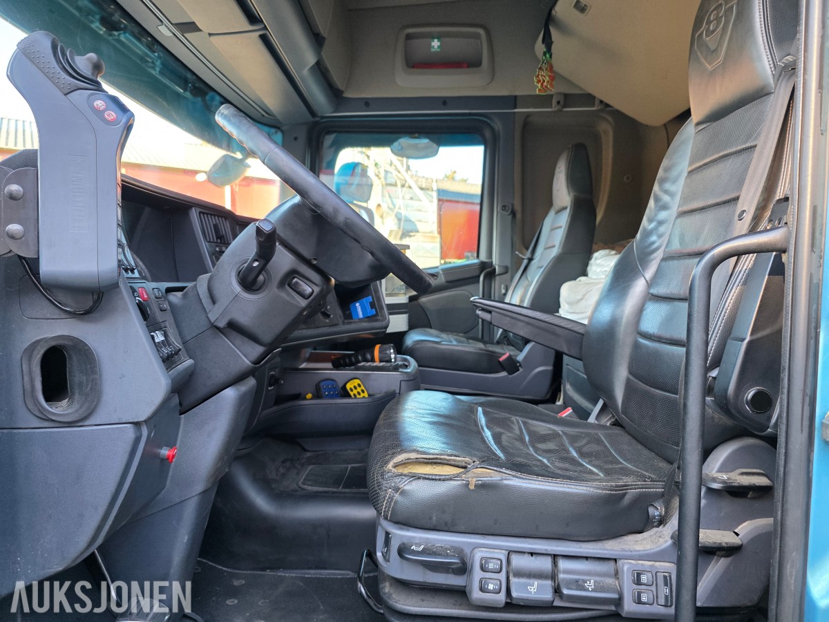 2015 Scania R580 V8 8X4 krokbil 24 T Brøyterigget-retarder