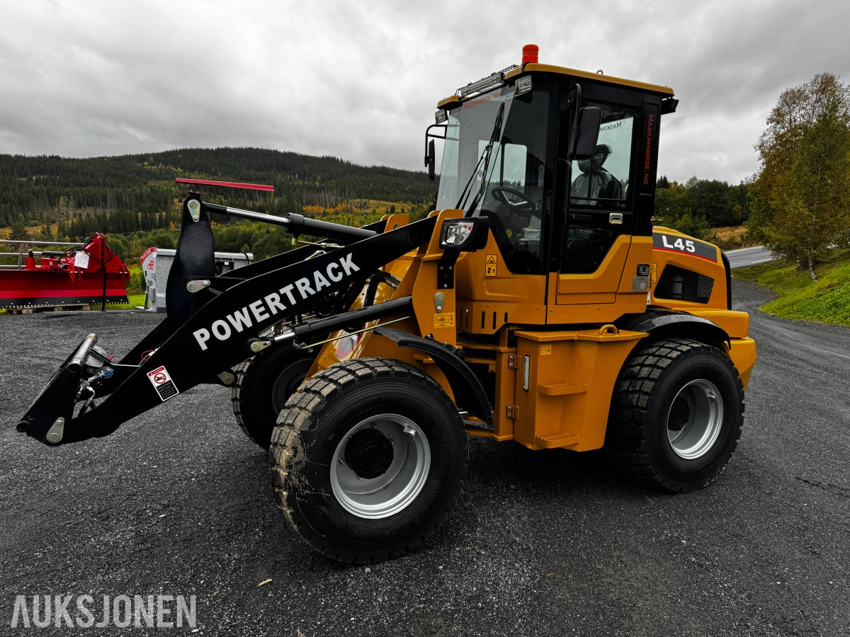 2026 Powertrack L 45 hjullaster med SMS feste, webasto, ryggekamera
