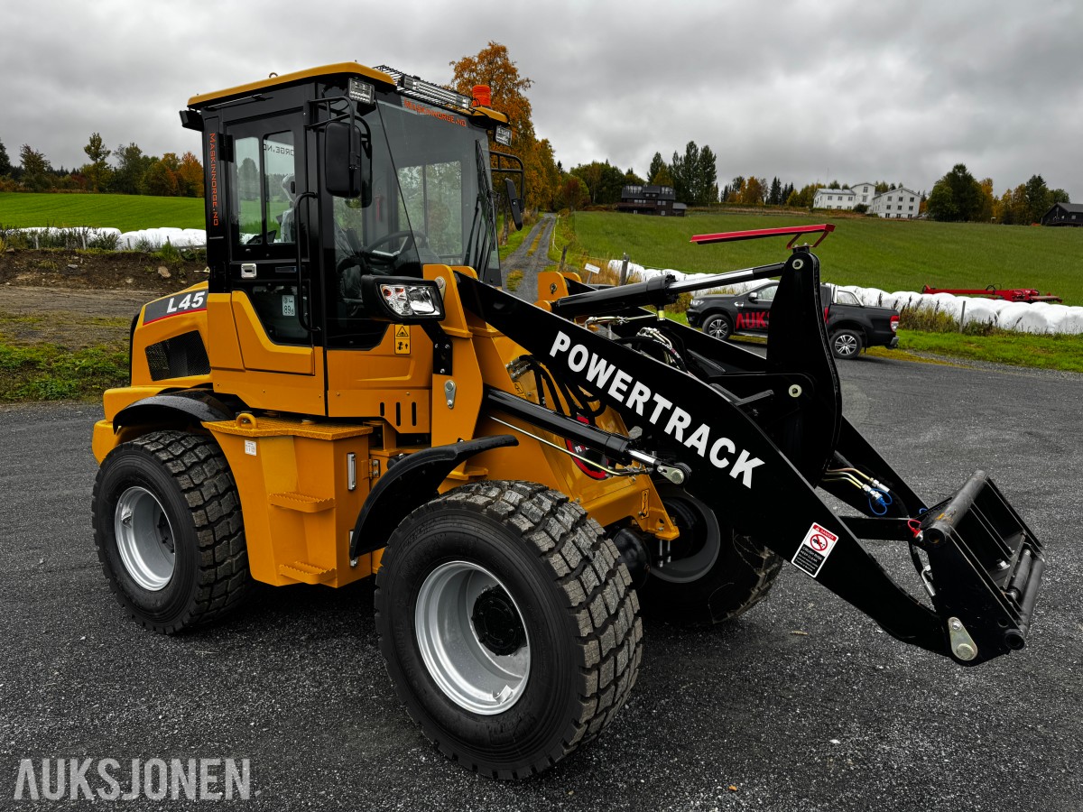 2026 Powertrack L 45 hjullaster med SMS feste, webasto, ryggekamera
