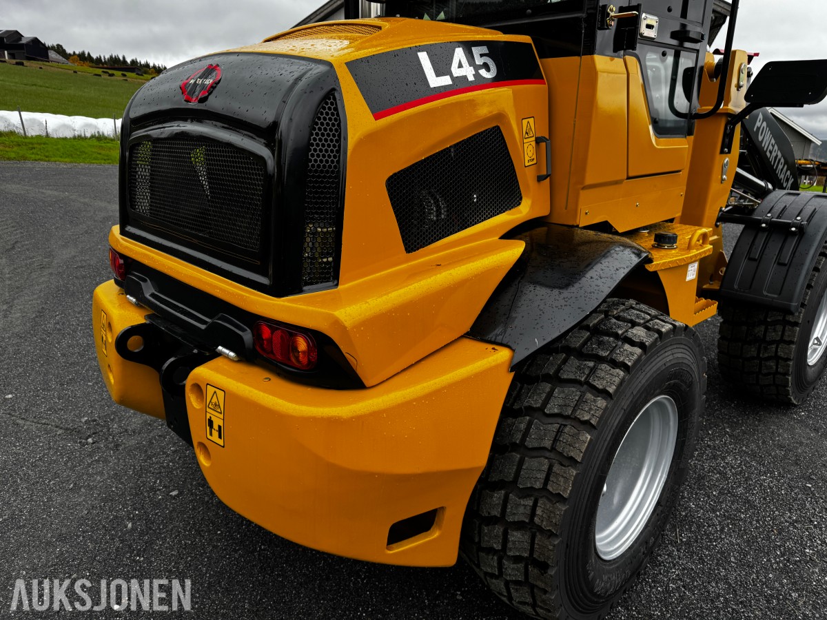 2026 Powertrack L 45 hjullaster med SMS feste, webasto, ryggekamera