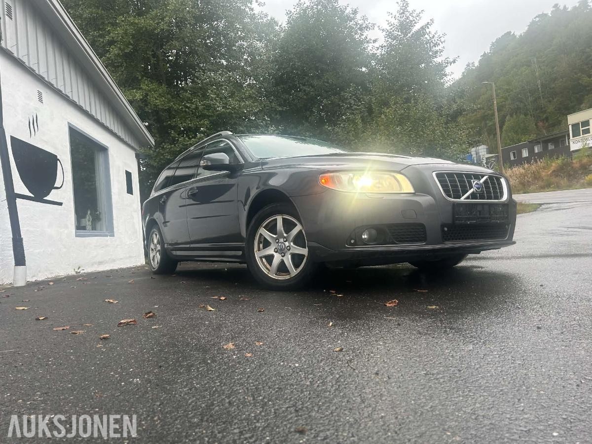 2008 Volvo V70 2.4 163hk automat hengerfeste takrails
