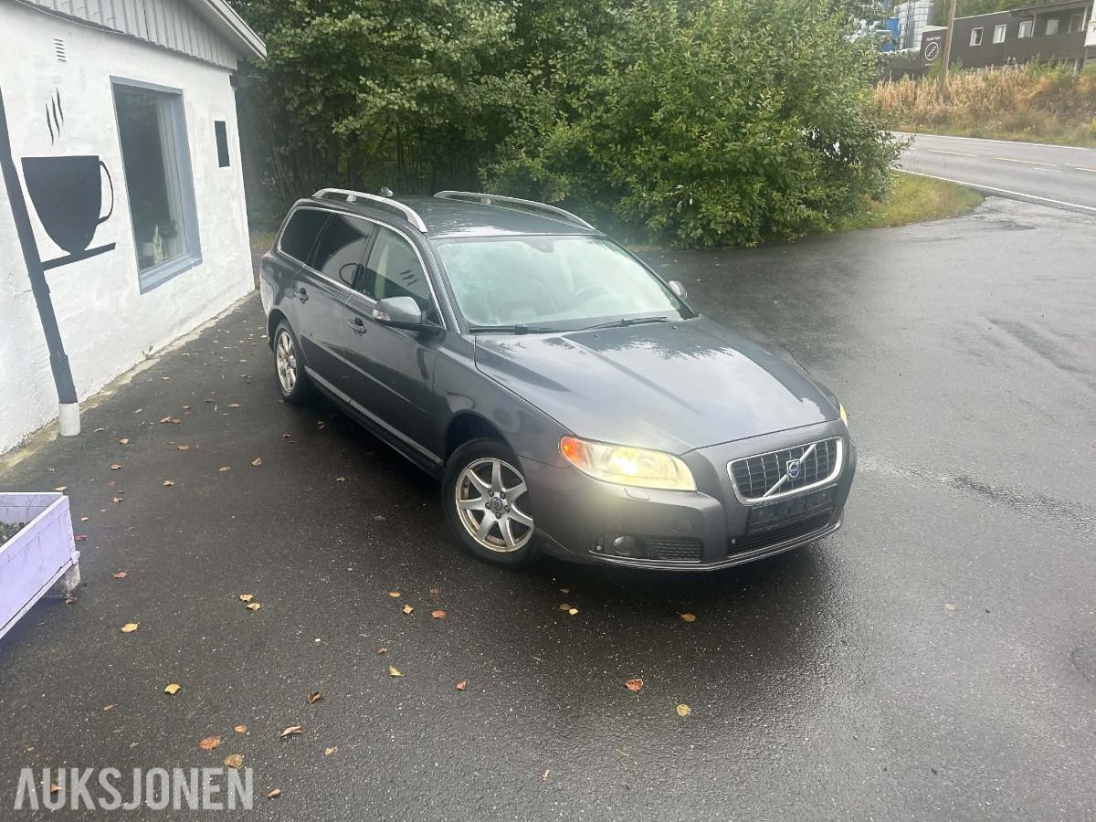2008 Volvo V70 2.4 163hk automat hengerfeste takrails