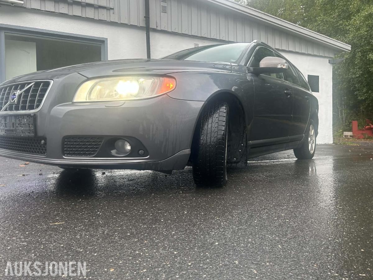 2008 Volvo V70 2.4 163hk automat hengerfeste takrails