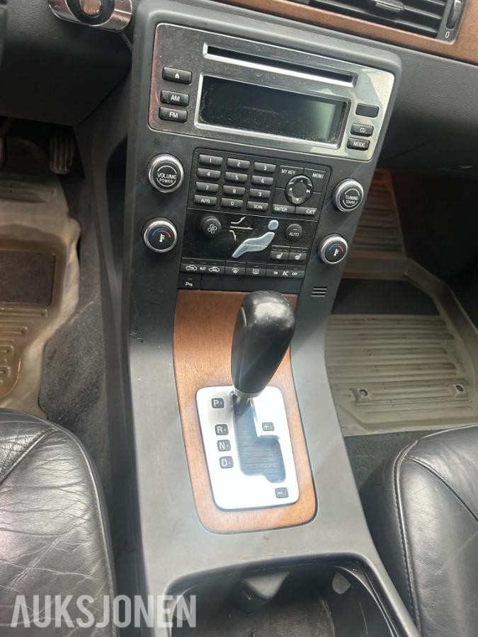 2008 Volvo V70 2.4 163hk automat hengerfeste takrails
