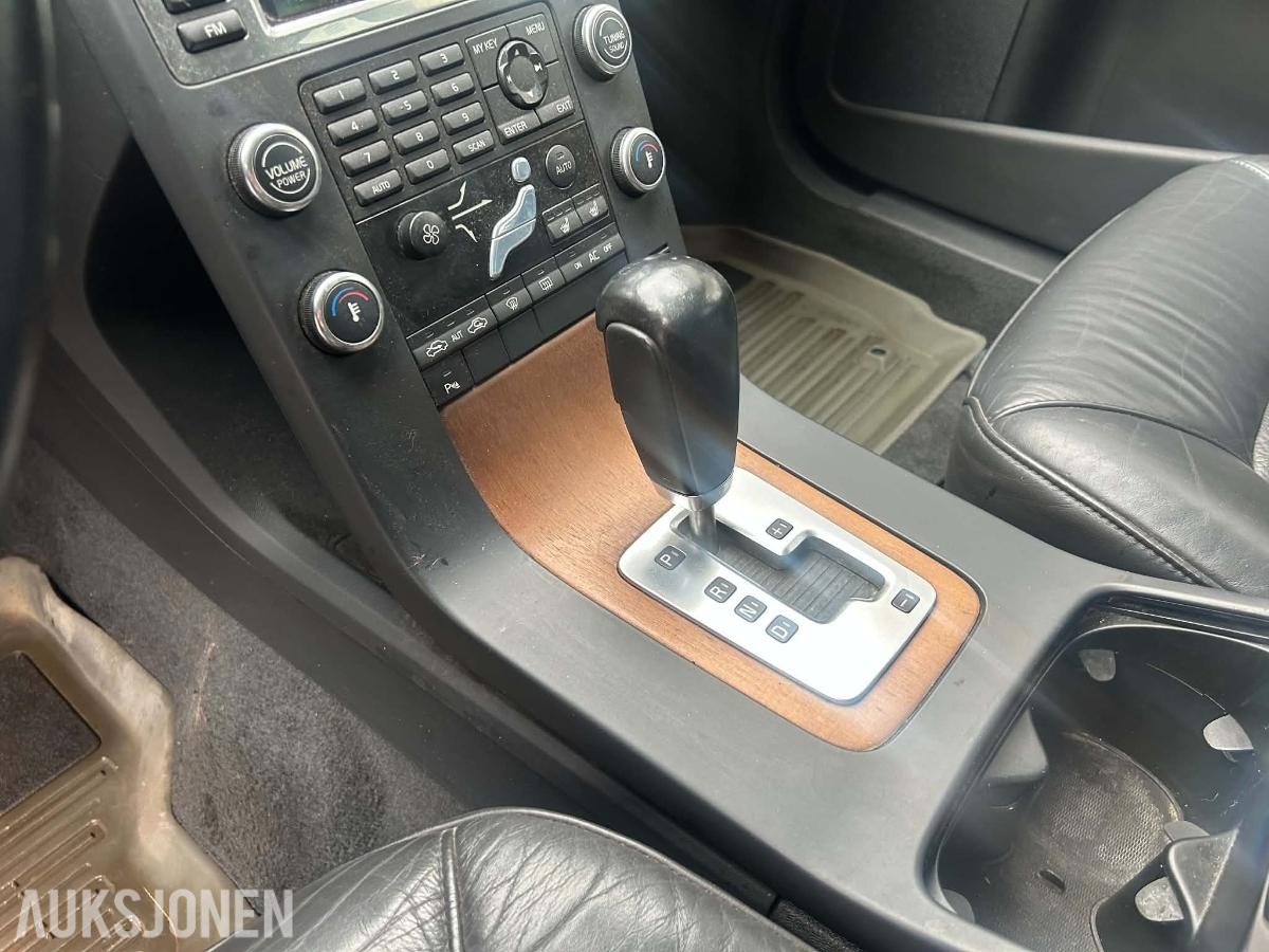 2008 Volvo V70 2.4 163hk automat hengerfeste takrails, Reparasjonsobjekt
