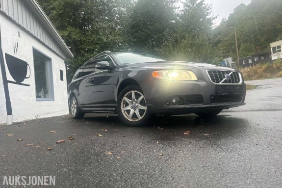 2008 Volvo V70 2.4 163hk automat hengerfeste takrails