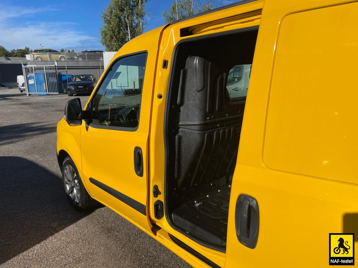 2018 OPEL COMBO 1.2 D 95 HK SKYVEDØRER PAKSENSORER AC 