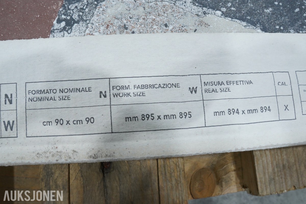 Byggematerialer – takstein, teglfliser, keramiske fliser og heller