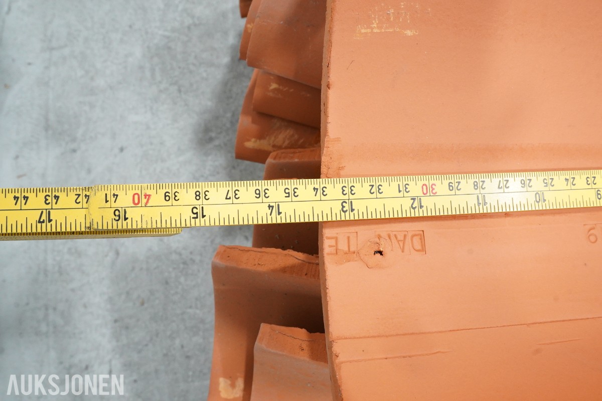 Byggematerialer – takstein, teglfliser, keramiske fliser og heller