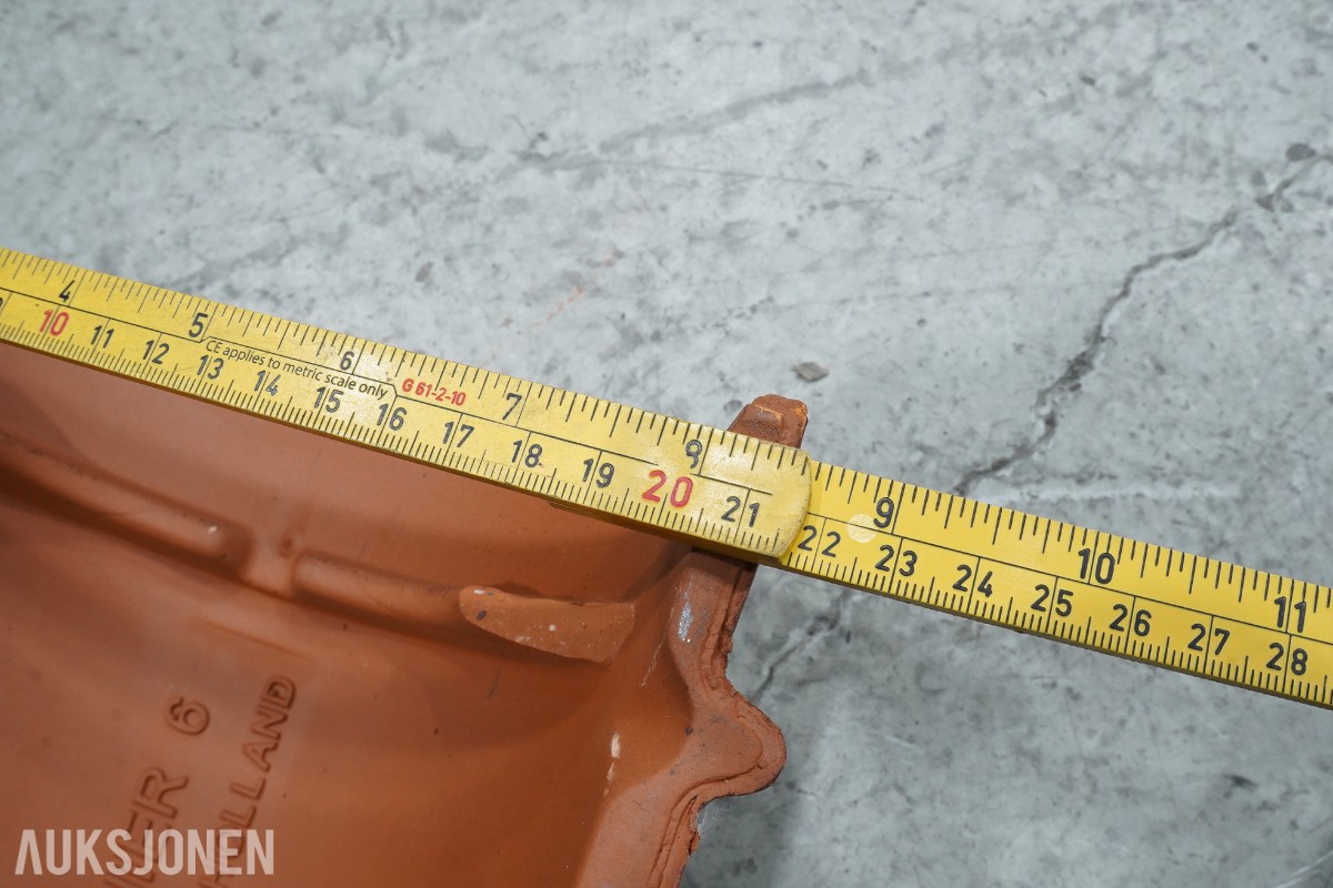 Byggematerialer – takstein, teglfliser, keramiske fliser og heller