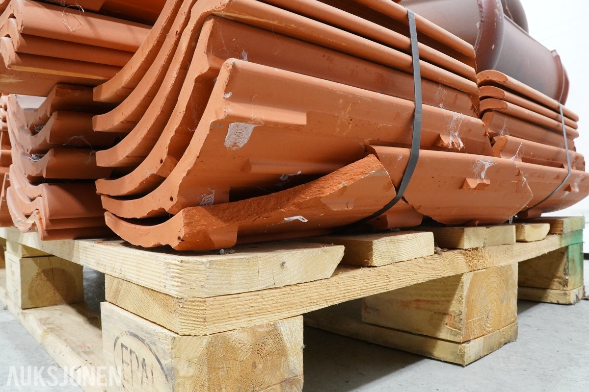 Byggematerialer – takstein, teglfliser, keramiske fliser og heller