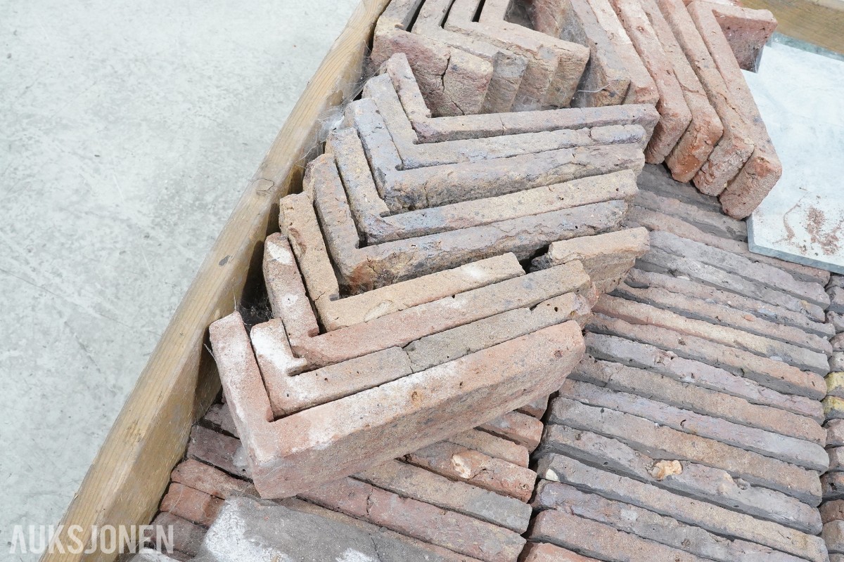 Byggematerialer – takstein, teglfliser, keramiske fliser og heller
