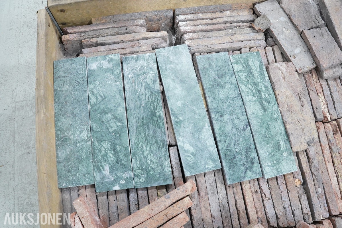 Byggematerialer – takstein, teglfliser, keramiske fliser og heller