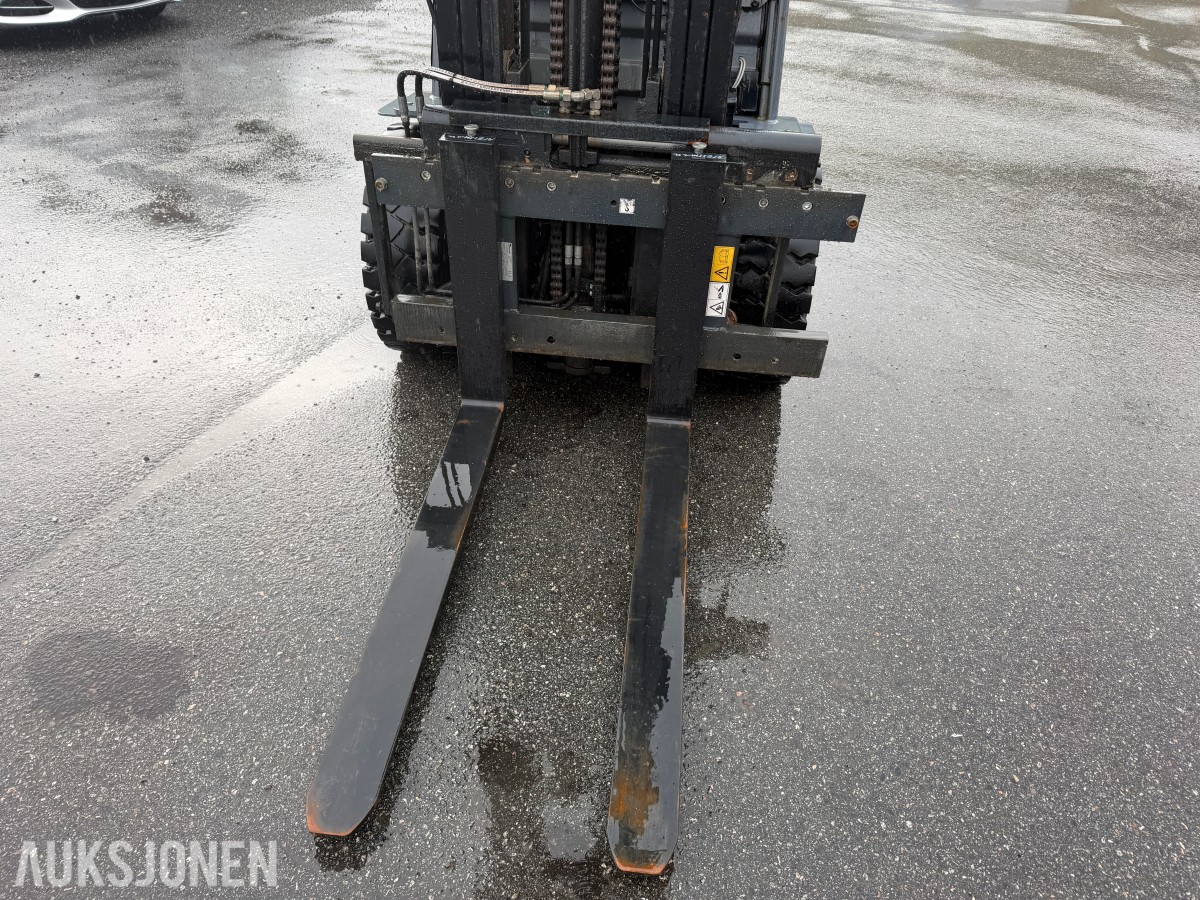 2010 Toyota Tonero 35 Gaffeltruck Høyløft