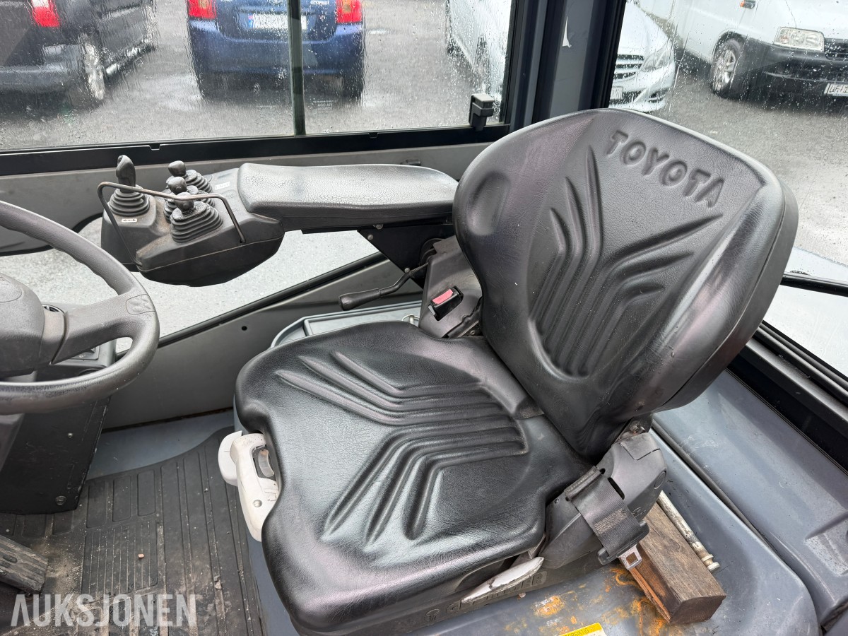 2010 Toyota Tonero 35 Gaffeltruck Høyløft