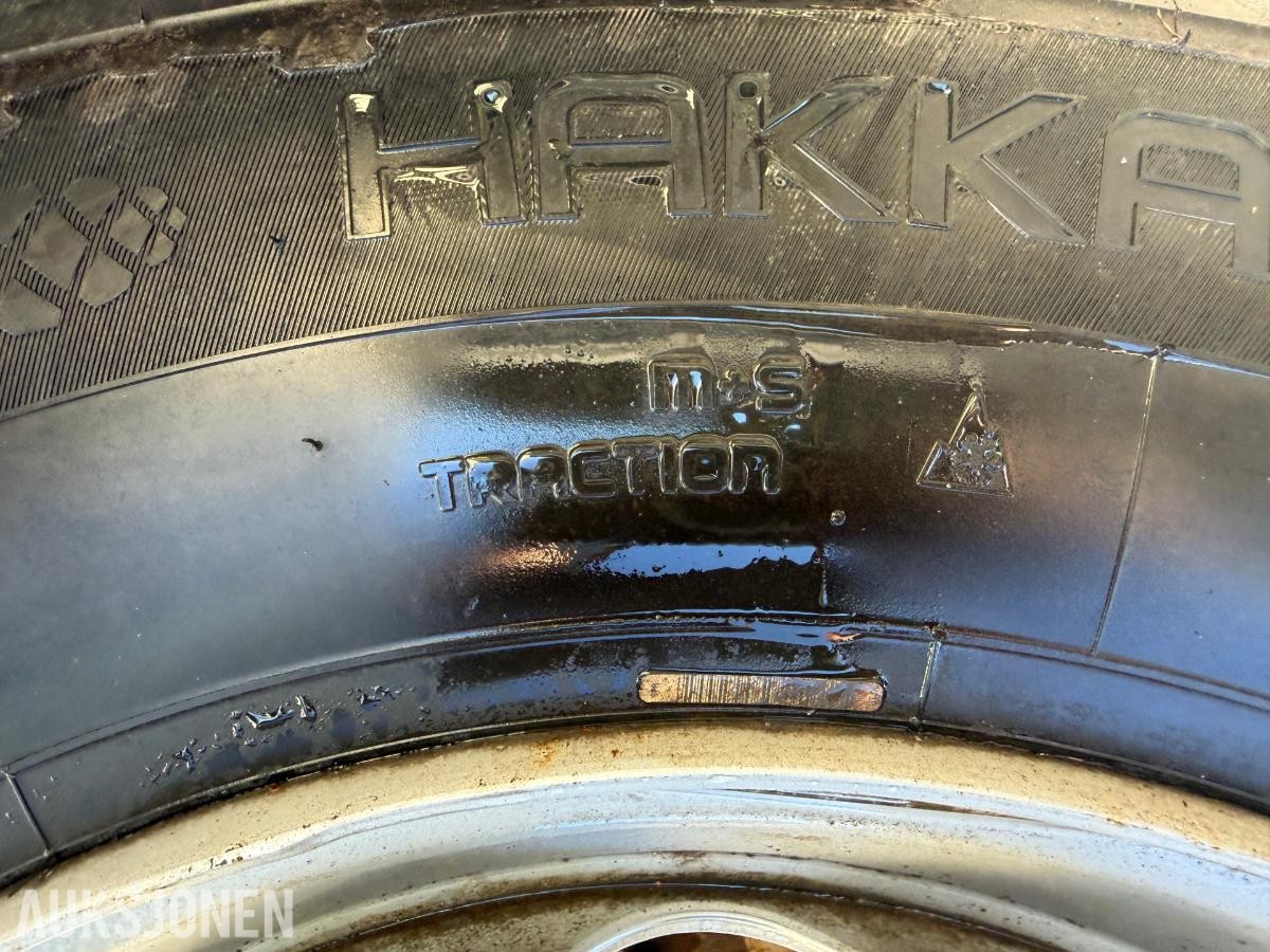 Nokian lastebildekk med felg - M+S
