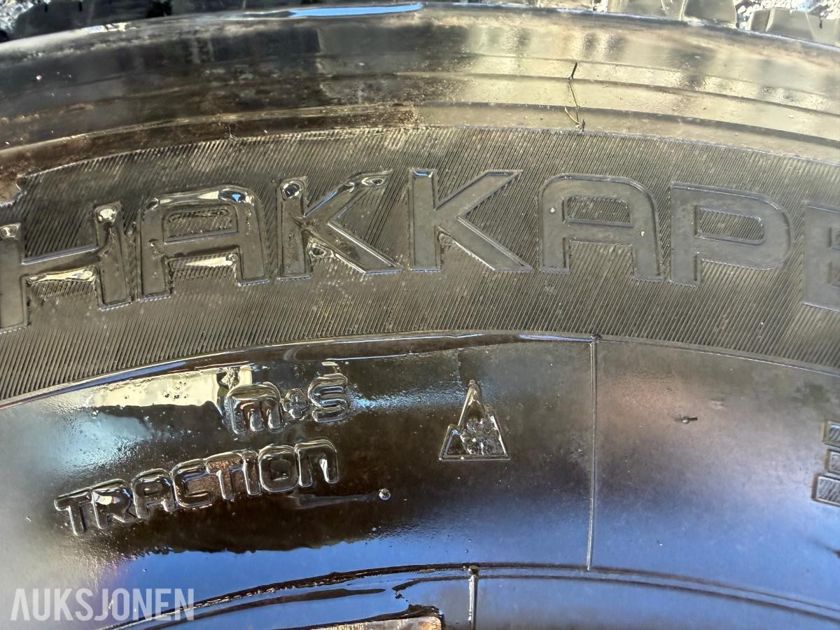 Nokian lastebildekk med felg - M+S