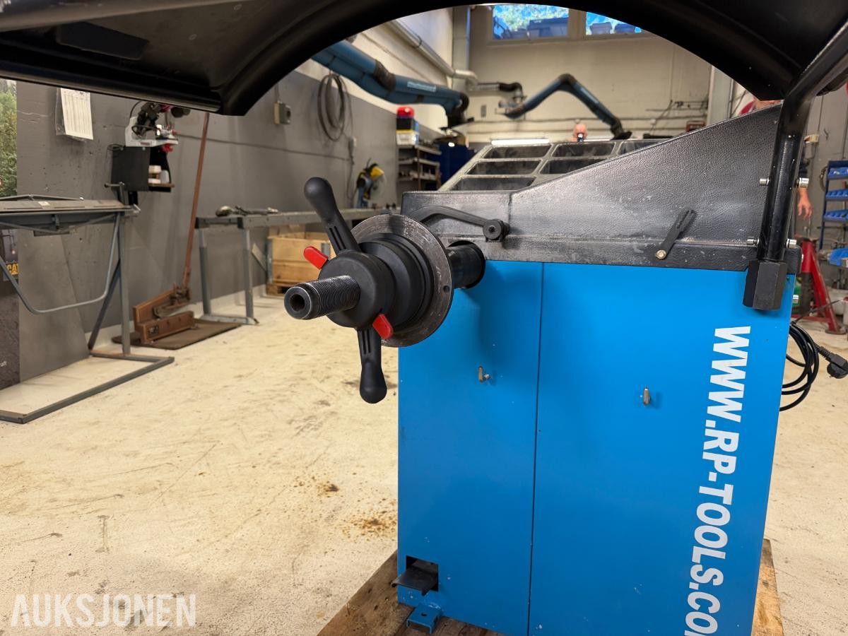 2015 RP Tools RP-U120PN avbalanseringsmaskin